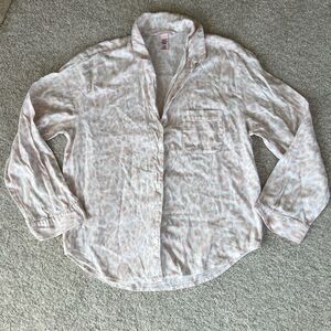 NWOT Victoria’s Secret Long Sleeve Tee Polka Dots Size S